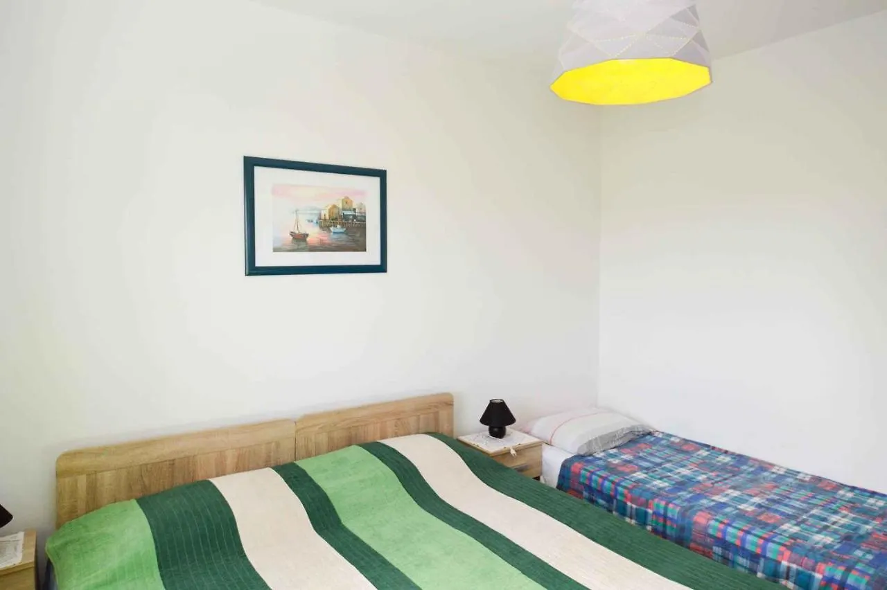 Apartment In Pula With Two-Bedrooms 3 Pjescana Uvala 0*,  Chorvatsko