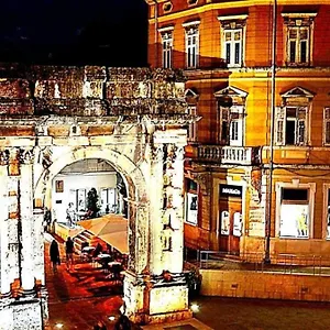 Delas Pjescana Uvala